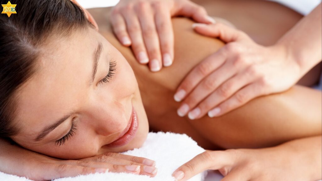 Massage trị liệu tập trung điều trị, massage thư giãn giúp giảm căng thẳng