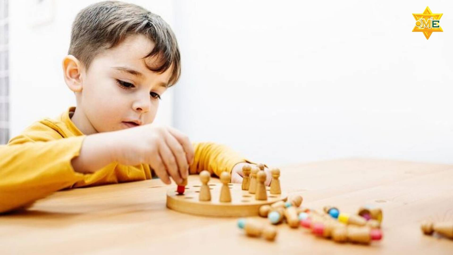 bé rối loạn phổ tự kỷ